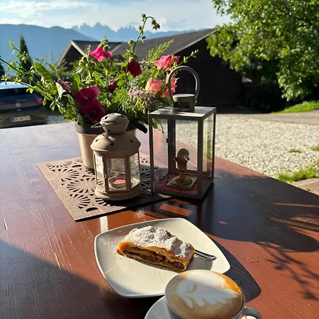 Biogasthaus Plonerhof "Sweet Dolomites View"-2